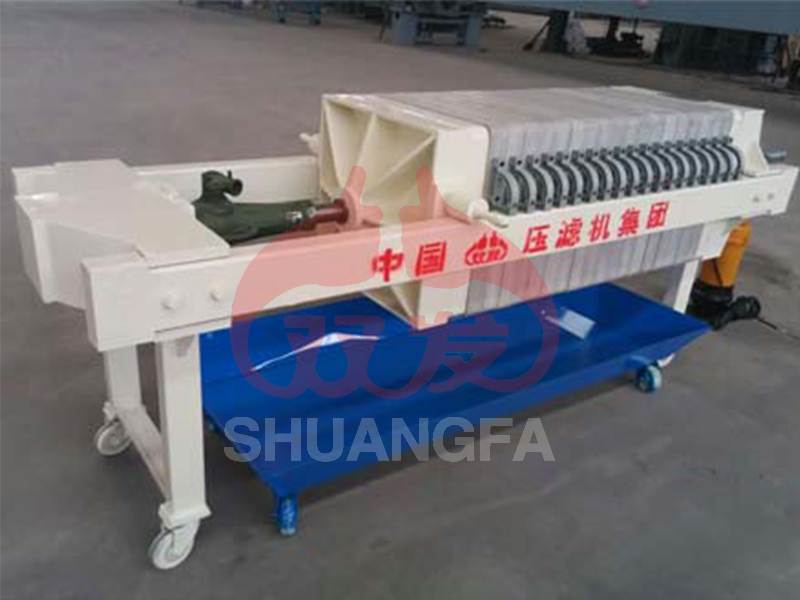 小型壓濾機(jī)1.png 小型壓濾機(jī)1.png